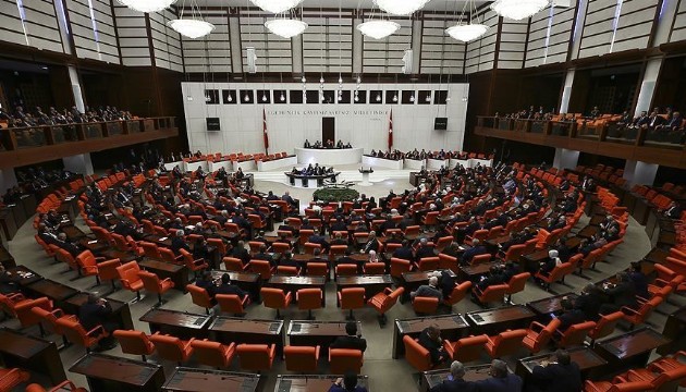 TBMM'de yoğun mesai sürüyor
