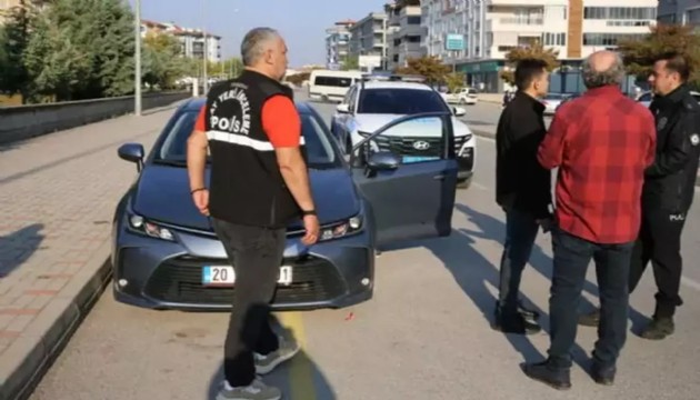 Kantin çalışanı, okul müdürünü vurdu