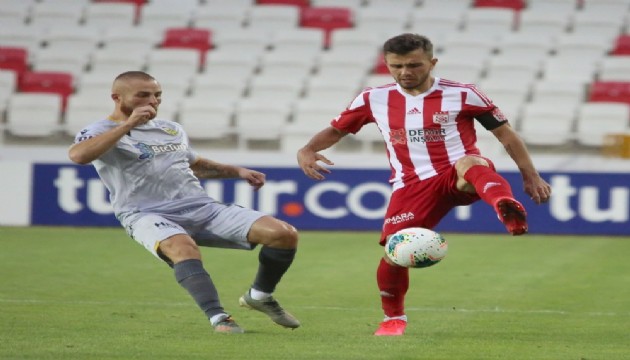 Yeni Malatyaspor, Sivas'ta altın buldu!