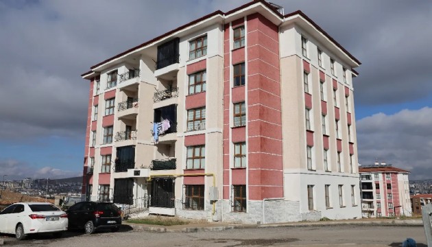 Evine yerleşen depremzede: Bakan Kurum bizi yalnız bırakmadı