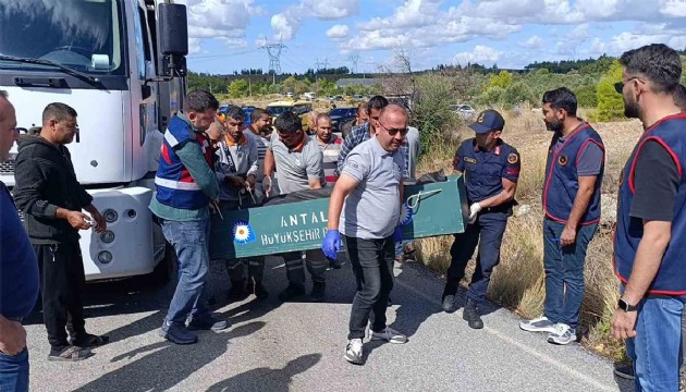 Antalya'da çöp kamyonunda korkunç cinayet