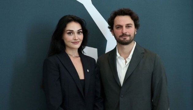 Esra Bilgiç ve Birkan Sokullu Ajyal Film Festivali'nde!