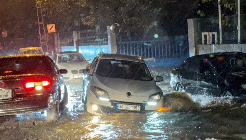 Meteoroloji'den kritik uyarı: 5 ilde turuncu, 40 ilde sarı alarm