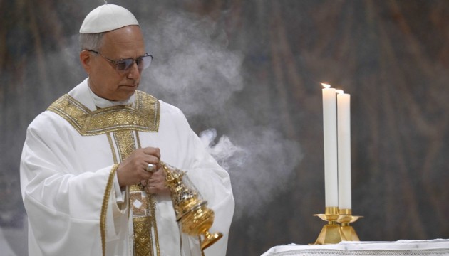 Papa'nın ziyareti ilklerle dolu