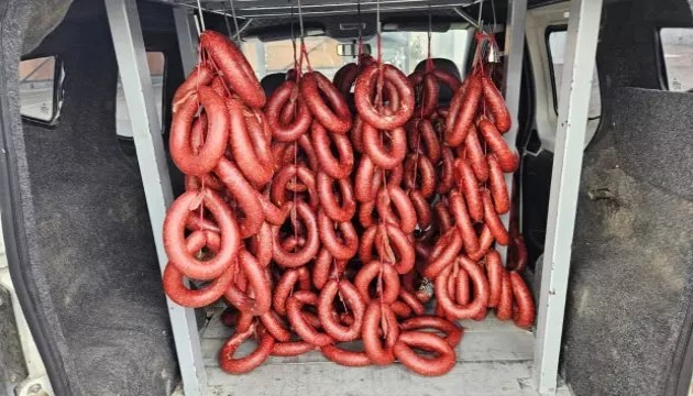 Kilolarca sucuğa el konuldu