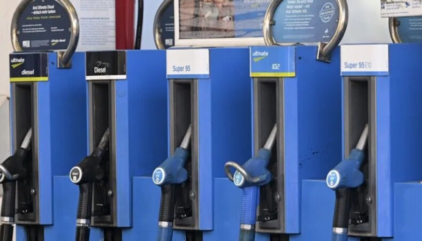 Almanya'da benzin fiyatları rekor seviyeye çıktı