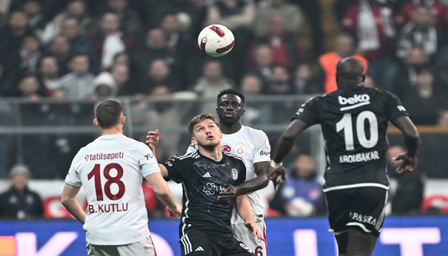 Beşiktaş'ta 4 ayrılık birden!