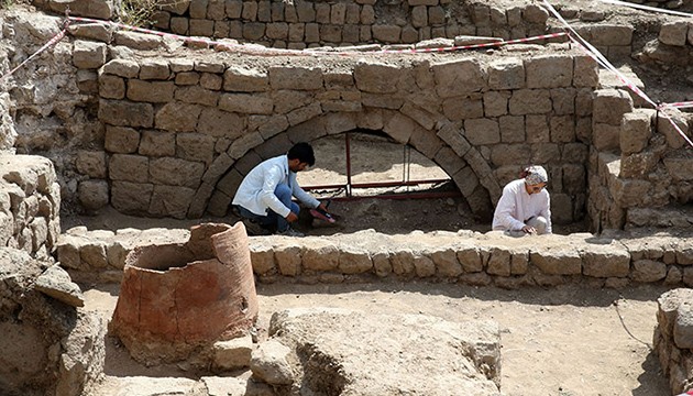 500 yıllık kalede içme suyu şebekesi bulundu