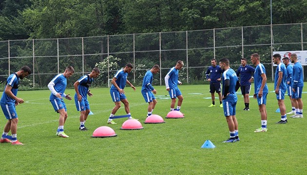 Tirana takımı Şampiyonlar Ligi'ne Bolu'da hazırlanıyor