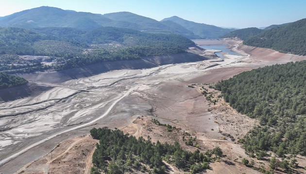 Bursa'da barajlar kurudu