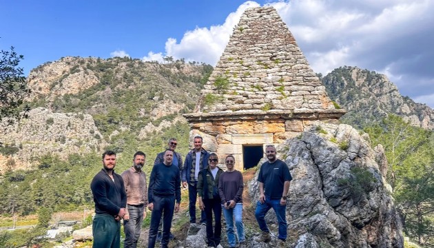 Piramit mezar koruma altına alınıyor