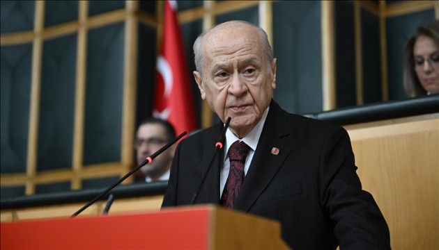MHP lideri Bahçeli Galatasaray'ı kutladı