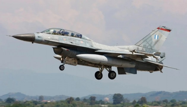 Yunanistan uçaklarını satacak