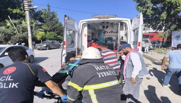 Hatay'da feci kaza! Yaralılar var