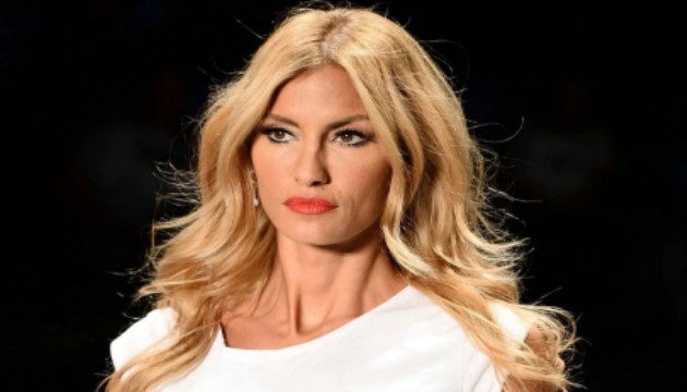 Çağla Şıkel sevenlerini korkuttu!