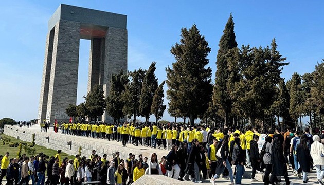 Çanakkale'de ziyaretçi yoğunluğu