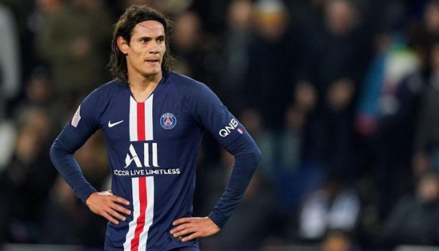 Cavani imzayı atıyor