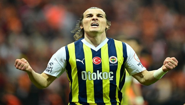 Fenerbahçe'den derbi zaferi sonrası peş peşe paylaşımlar