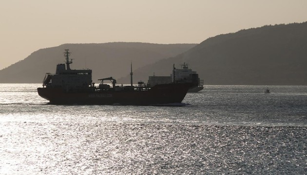 Çanakkale Boğazı gemi geçişlerine kapatıldı