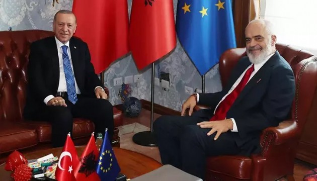 Erdoğan, Edi Rama ile bir araya geldi