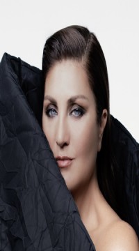 Sibel Can, gözyaşlarına boğuldu