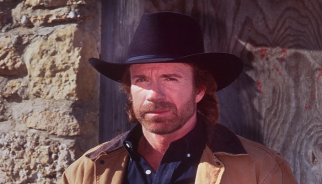 Hollywood'un aksiyon filmleri efsanesi hayatını kaybetti