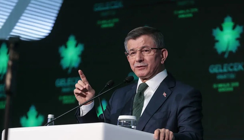 Gelecek Partisi resmen feshedildi: 'Bu bir vazgeçiş değil, ahlaki bir iradedir'