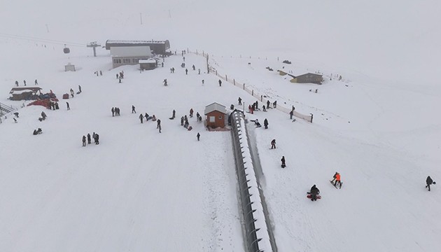 Davraz'a ziyaretçi akını