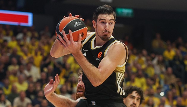 Nando de Colo Fenerbahçe'de