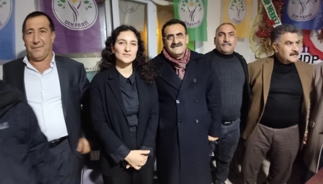 DEM Partili başkanlar gözaltına alındı