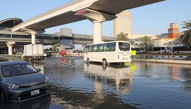 Dubai'de yaşam normale dönüyor