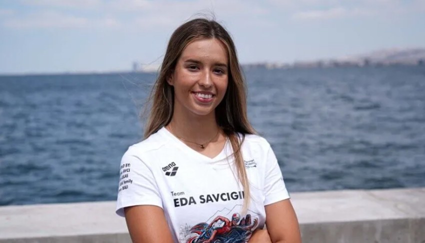 Milli yüzücü Eda Savcıgil'den rekor