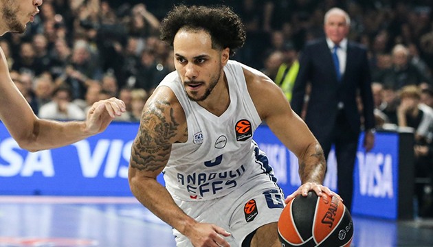 Anadolu Efes, Olympiacos deplasmanında