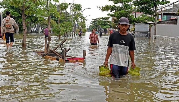 Sel felaketinde 15 kişi hayatını kaybetti