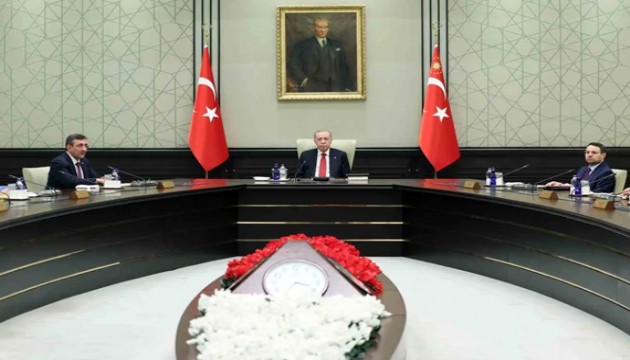 Kabine toplanıyor: Gündem okul saldırıları