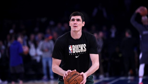 Milwaukee Bucks'tan Ersan İlyasova kararı