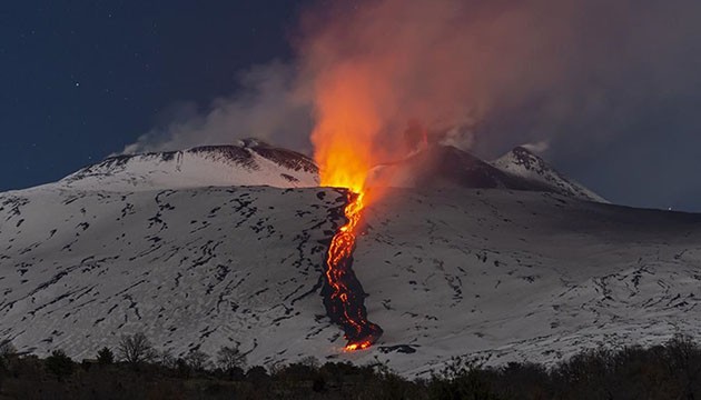 Etna'da volkanik faaliyet