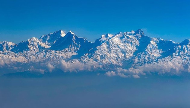 Himalayalar'ın zirvesinde 4 ceset, bir iskelet bulundu