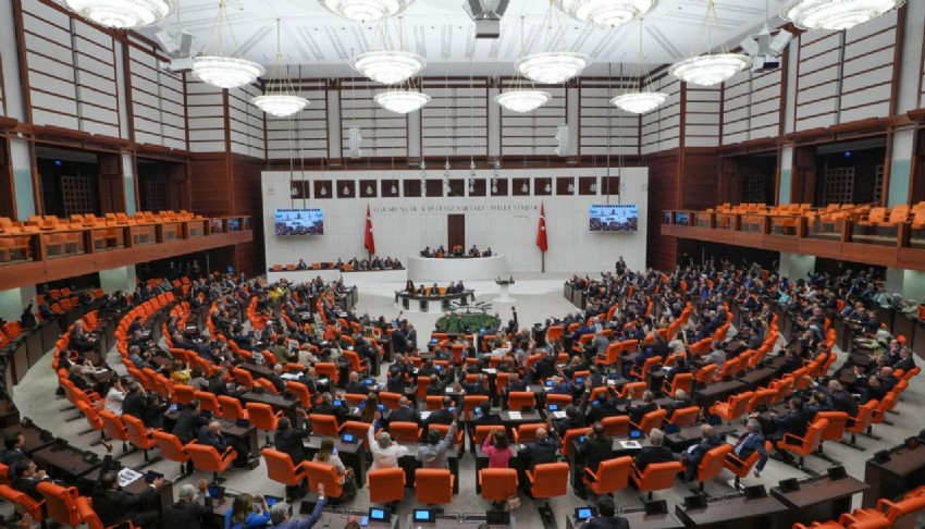 Meclis'te yoğun mesai sürüyor!