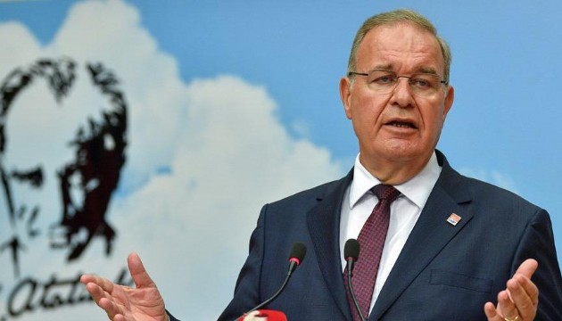 CHP'li Öztrak: Emeklinin bayram ikramiyesini 4253 Lira yapın!