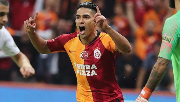 Taraftarlar Falcao'yu istiyor