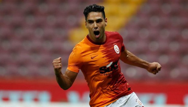 Falcao'nun yanına yeni golcü!