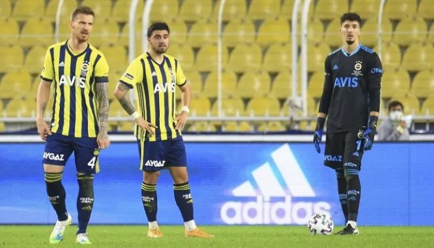 Fenerbahçe'nin galibiyet serisini Konyaspor bitirdi