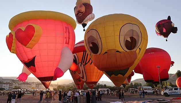 Figürlü balonlar Ürgüp’e geçti