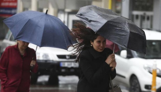 İstanbul Valiliği'nden fırtına uyarısı