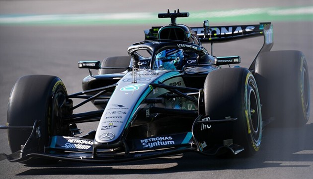 F1'de Kanada'da Russel kazandı