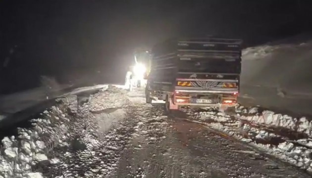 145 yol ulaşıma kapandı