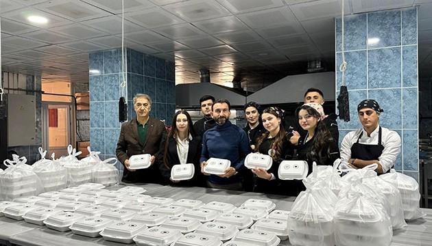 Gastronomi öğrencilerinden anlamlı hareket