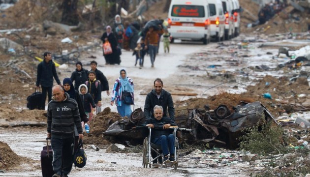 'Gazze Şeridi'nde yarısı çocuk 1,7 milyon Filistinli yerinden edildi'