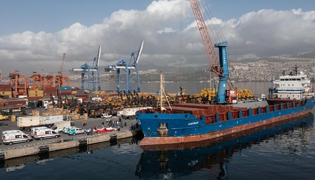 Gazze'ye yardım gemisi İzmir'den yola çıktı